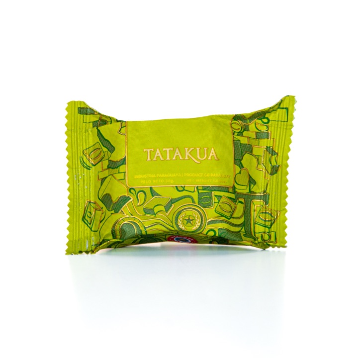 Individually wrapped Tatakua Maní alfajor